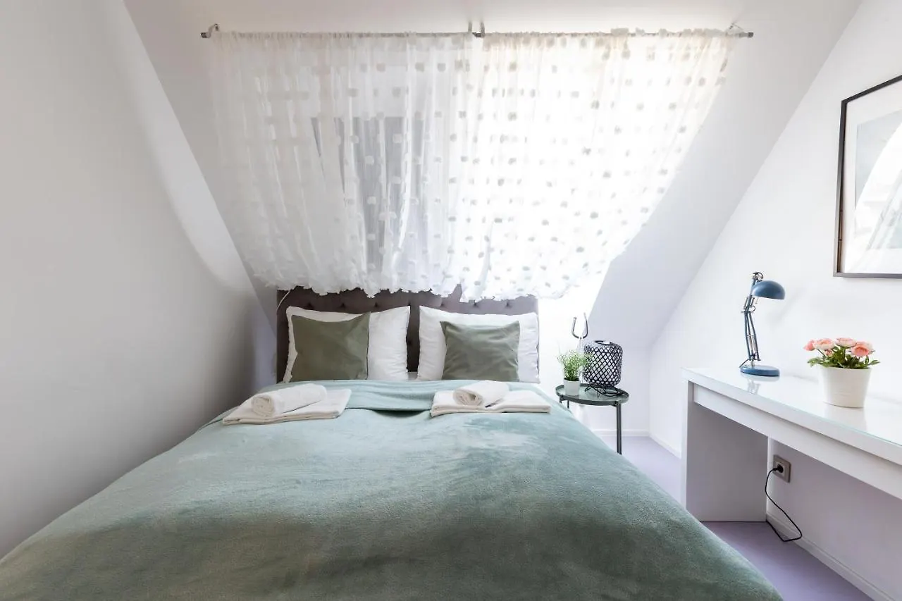 Julius 6 - Duplex Apartment 5 Mins To City Center Vienna 0*,