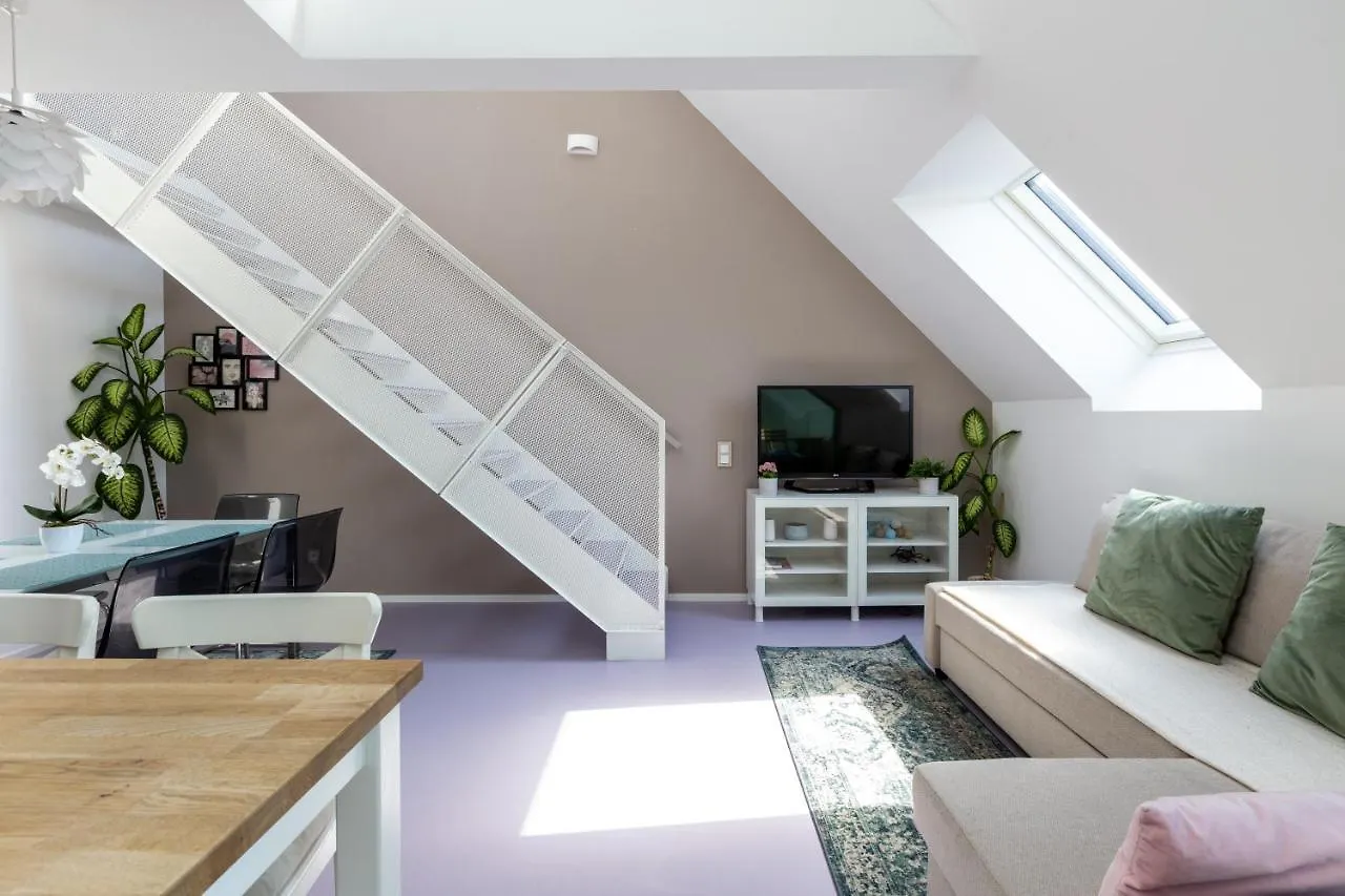 Julius 6 - Duplex Apartment 5 Mins To City Center Vienna