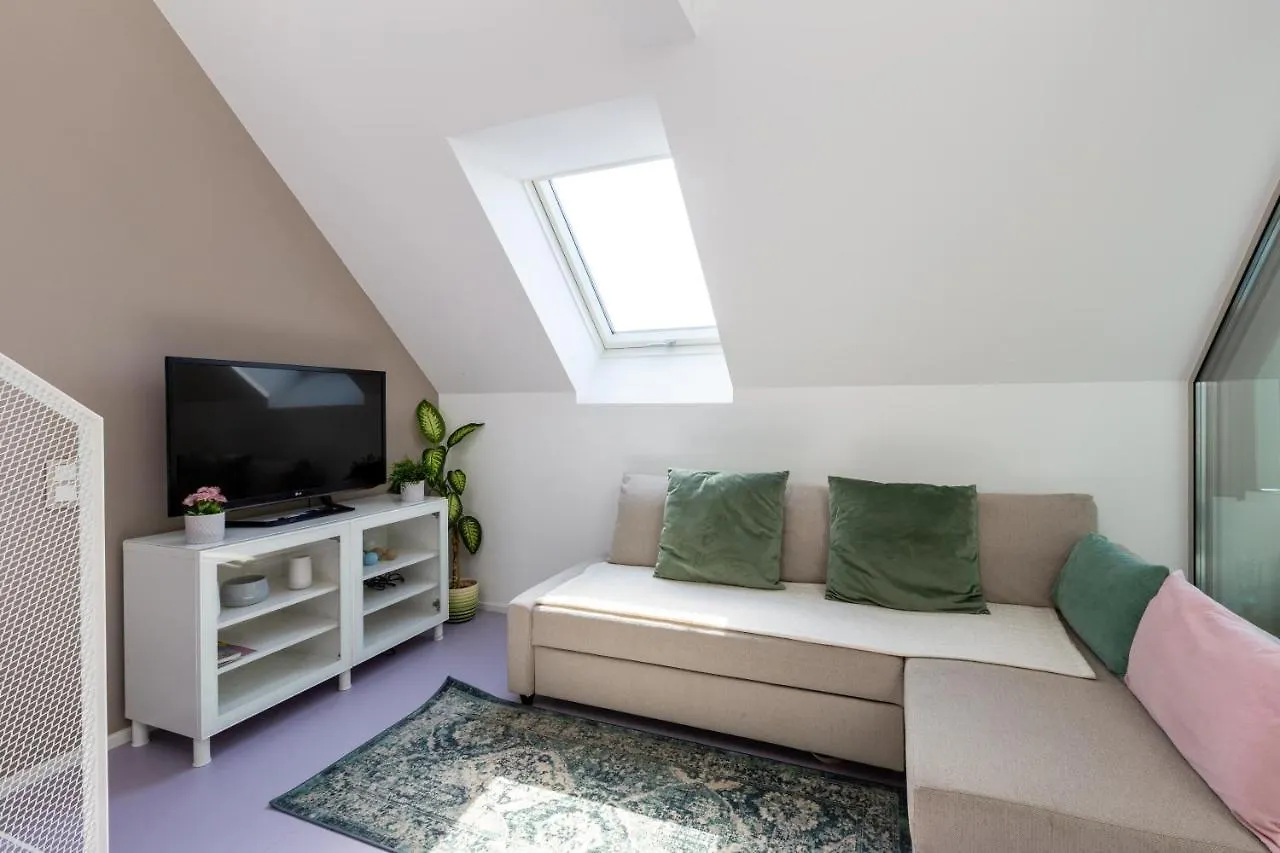Julius 6 - Duplex Apartment 5 Mins To City Center Vienna