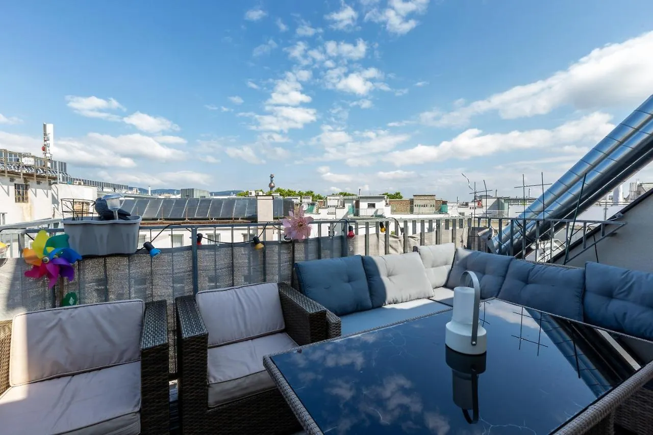 Julius 6 - Duplex Apartment 5 Mins To City Center Vienna