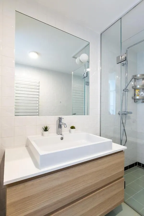Julius 6 - Duplex Apartment 5 Mins To City Center Vienna