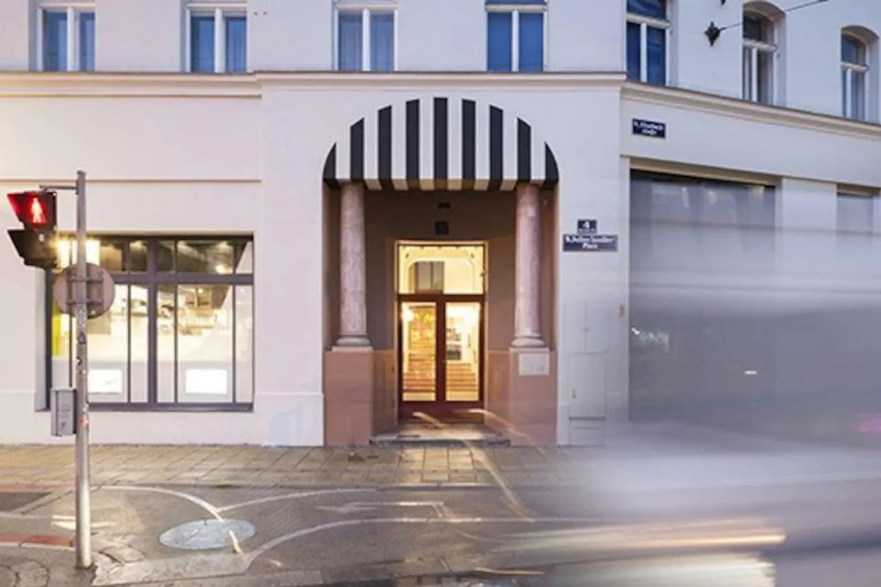 Julius 6 - Duplex Apartment 5 Mins To City Center Vienna Austria
