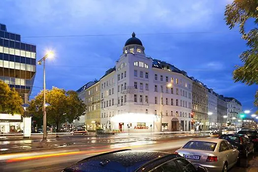 Julius 6 - Duplex Apartment 5 Mins To City Center Vienna